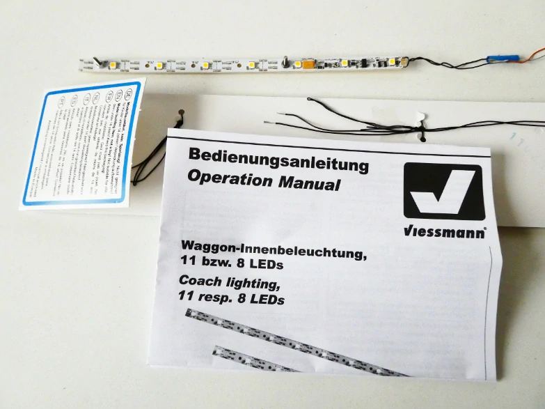 H0 VIESSMANN SET 2 ks Vnitřní osvětlení vozu 11 LED (NOVÉ) a 7 LED