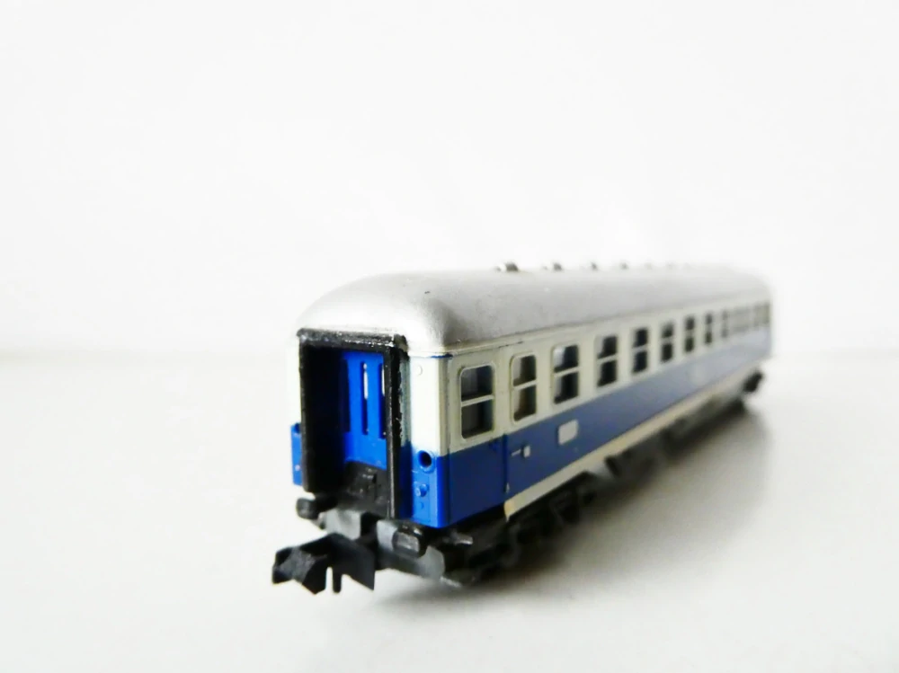 N ARNOLD 0344 Rychlíkový vůz typ A4üm DB PĚKNÝ STAV v orig. krabičce