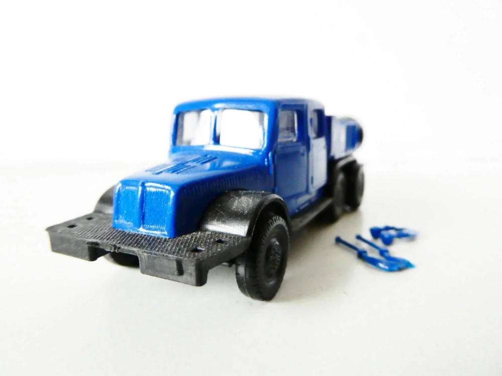 H0 Nákladní automobil modrý - valník