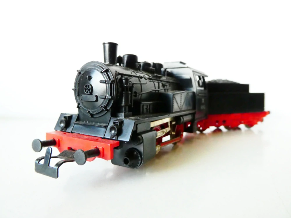 H0 PIKO Parní lokomotiva s tendrem BR 98 002 DR TOP STAV 