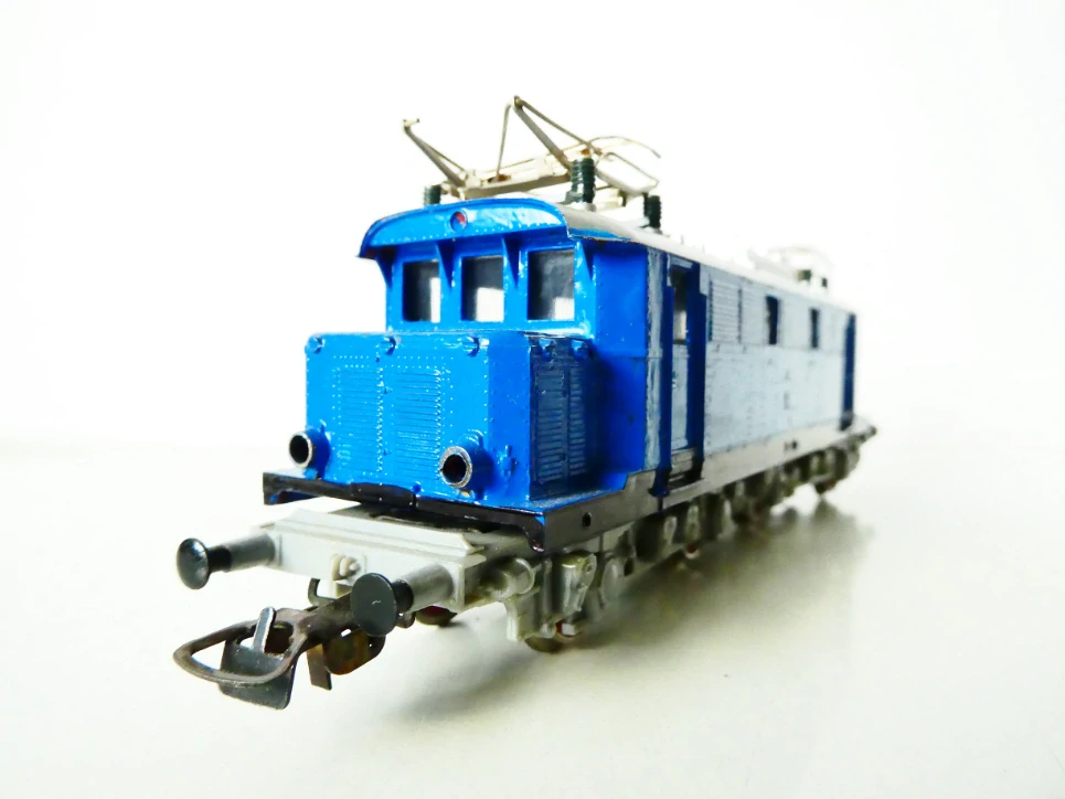 H0 PIKO Elektrická lokomotiva E44 MODRÁ (PŘETŘENÁ)