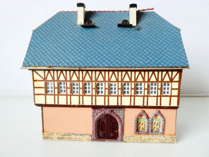 TT Hrázděný dům (kartonový model)