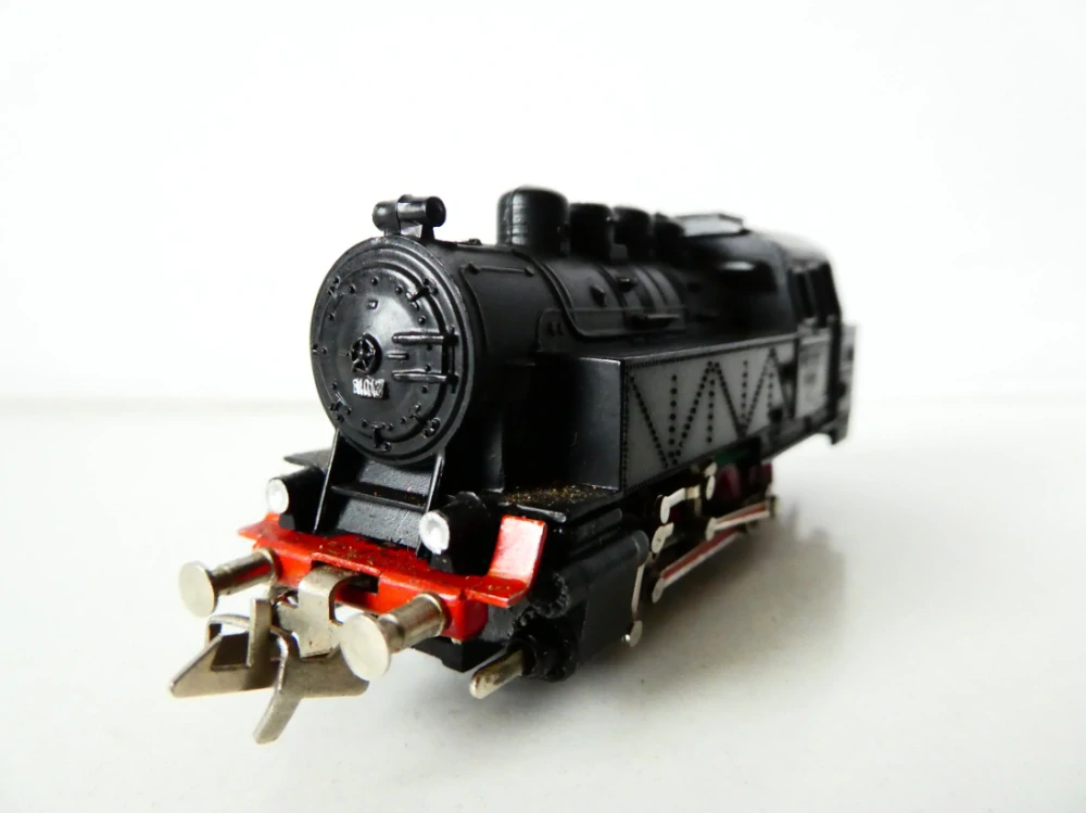 TT ZEUKE Parní lokomotiva BR 81 013 DR PĚKNÝ STAV