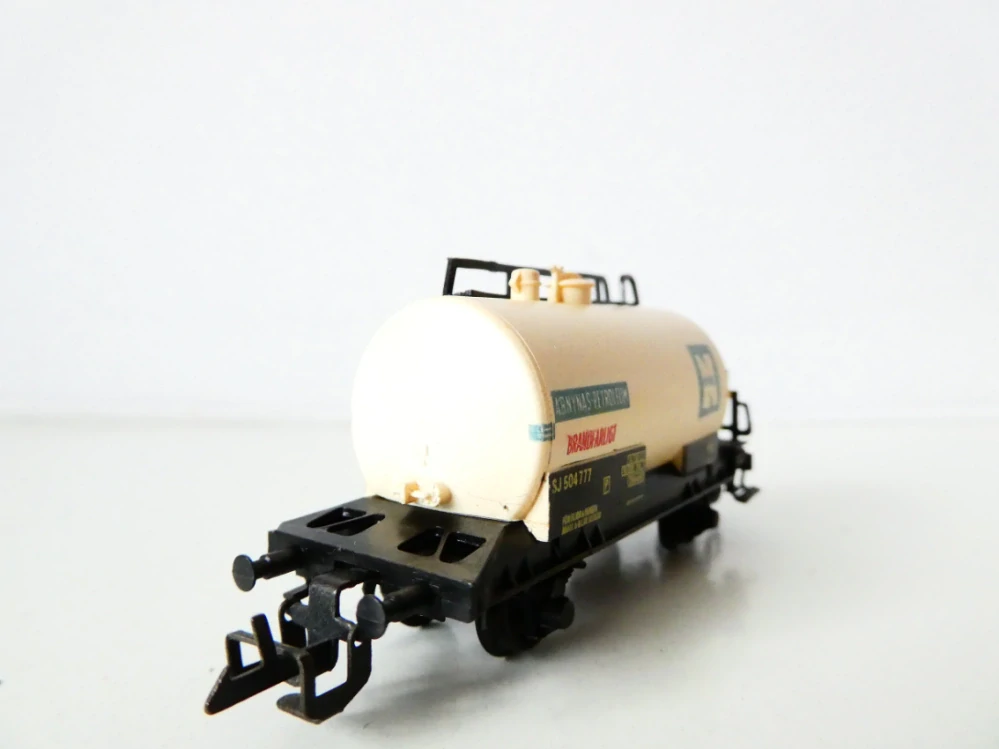 TT ZEUKE Cisternový vůz NYNÄS SJ PĚKNÝ STAV v krabičce