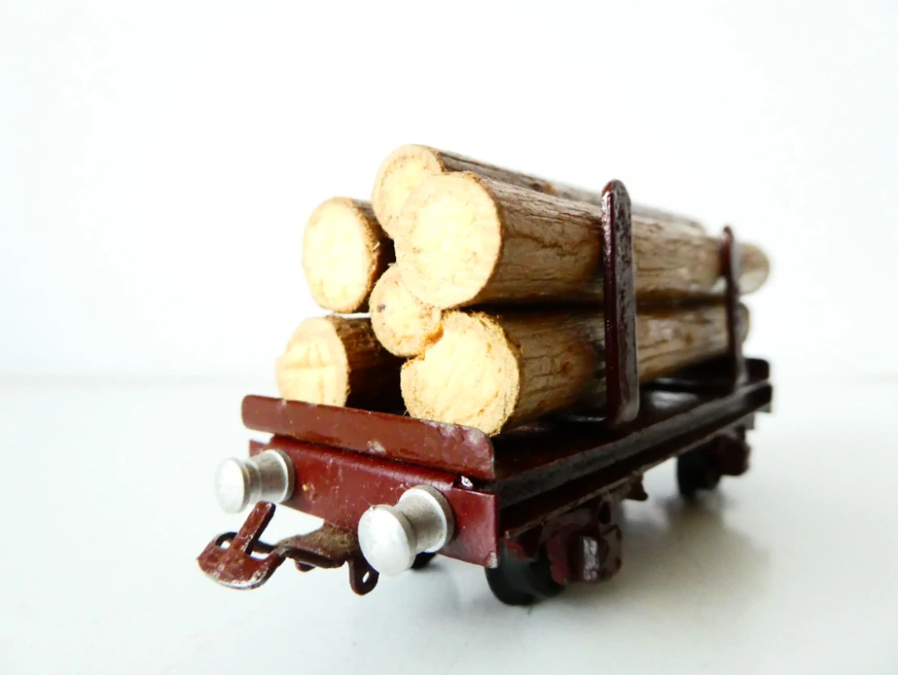 H0 PIKO EXPRESS Plošinový vůz s nákladem dřeva ANTIK