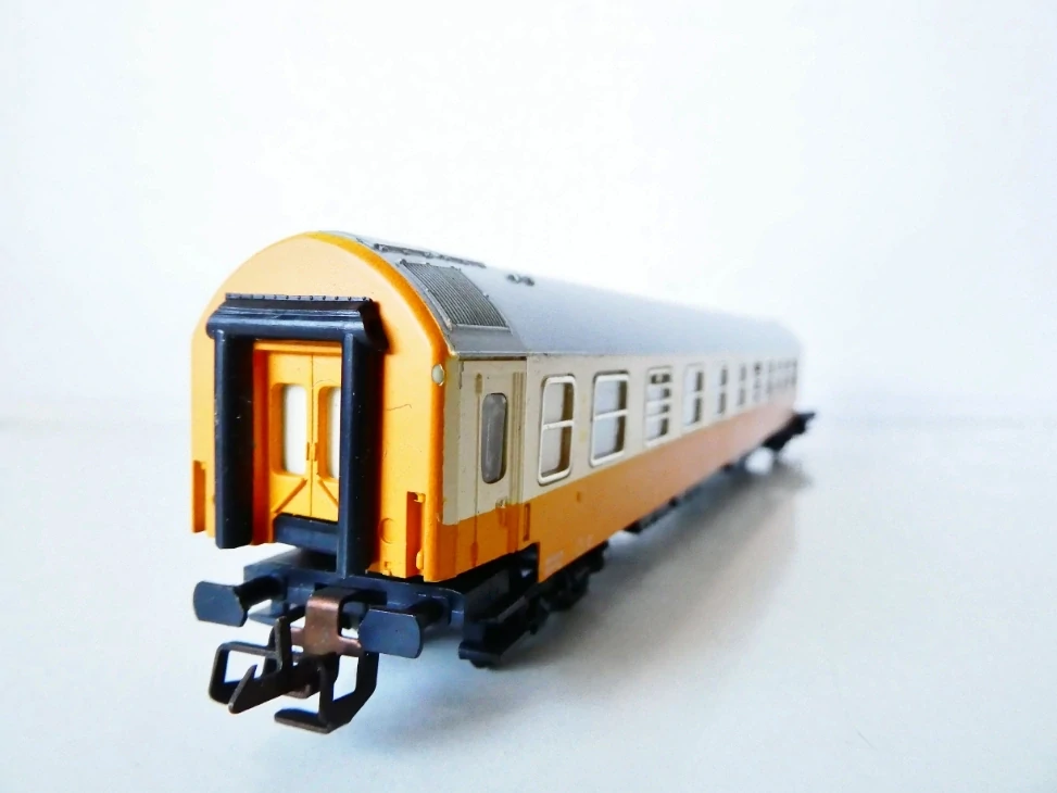 TT ZEUKE Osobní vůz 1. tř. 51 50 19 DR TOP STAV