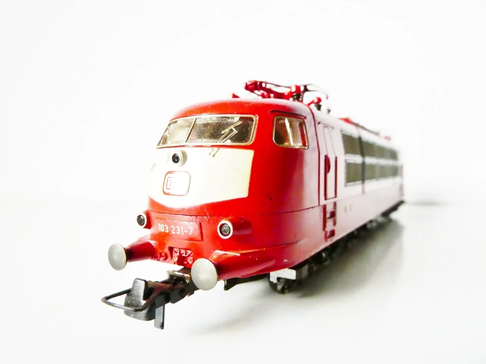 H0 ROCO 43619 DC Elektrická lokomotiva BR 103 231-7 DB OSVĚTLENÁ TOP STAV v krabičce
