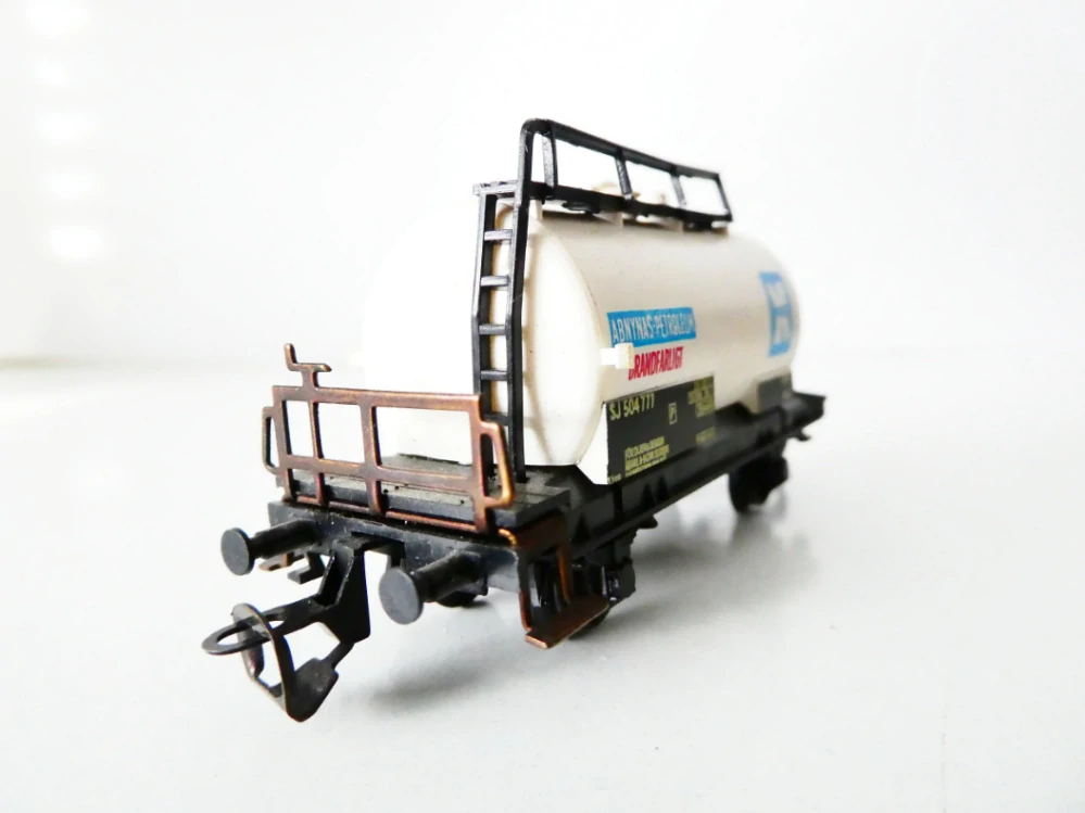 TT BTTB  Cisternový vůz SJ NŸNAS 