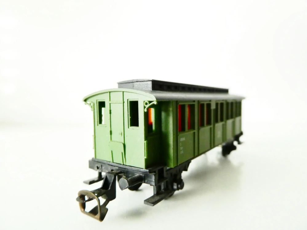 TT BTTB  Osobní vůz 320-248 DR 