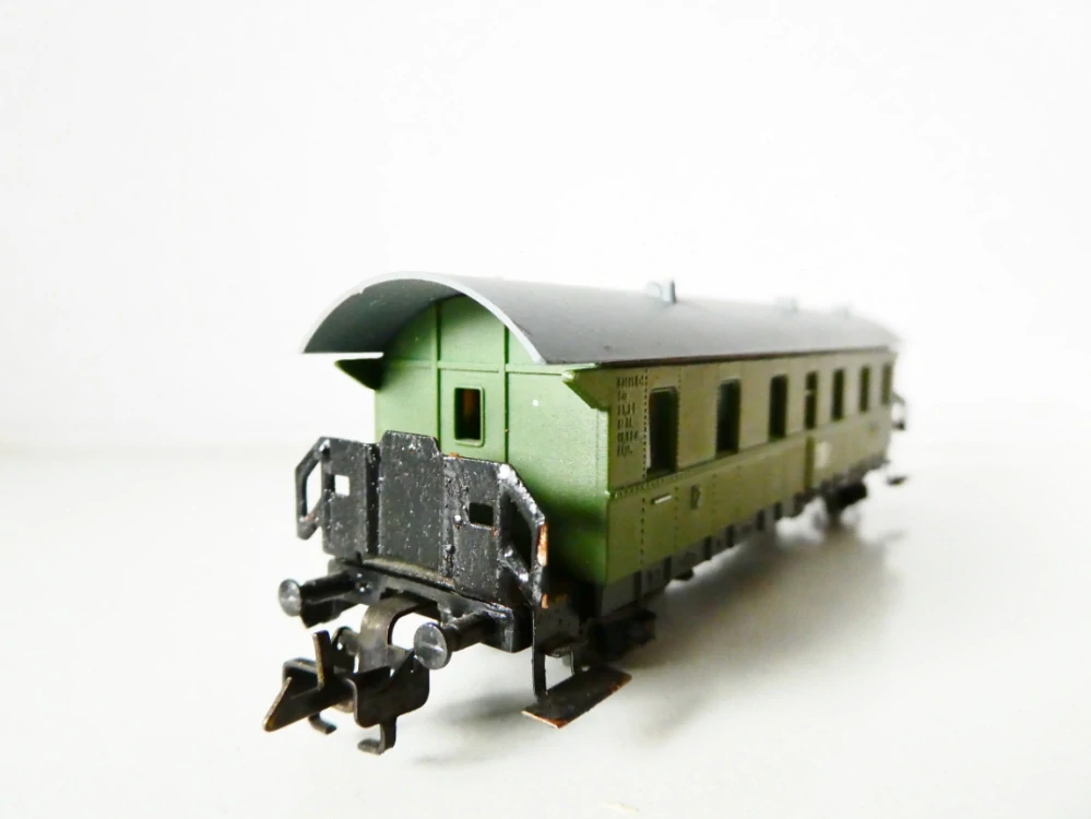 TT Zeuke Osobní vůz 2. tř. DR PĚKNÝ STAV v krabičce