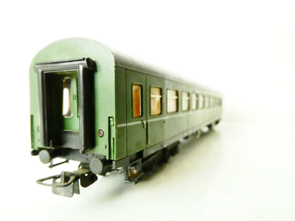 H0 SCHICHT Osobní vůz 1. a 2. tř. 51 50 38-45 068-7 DR