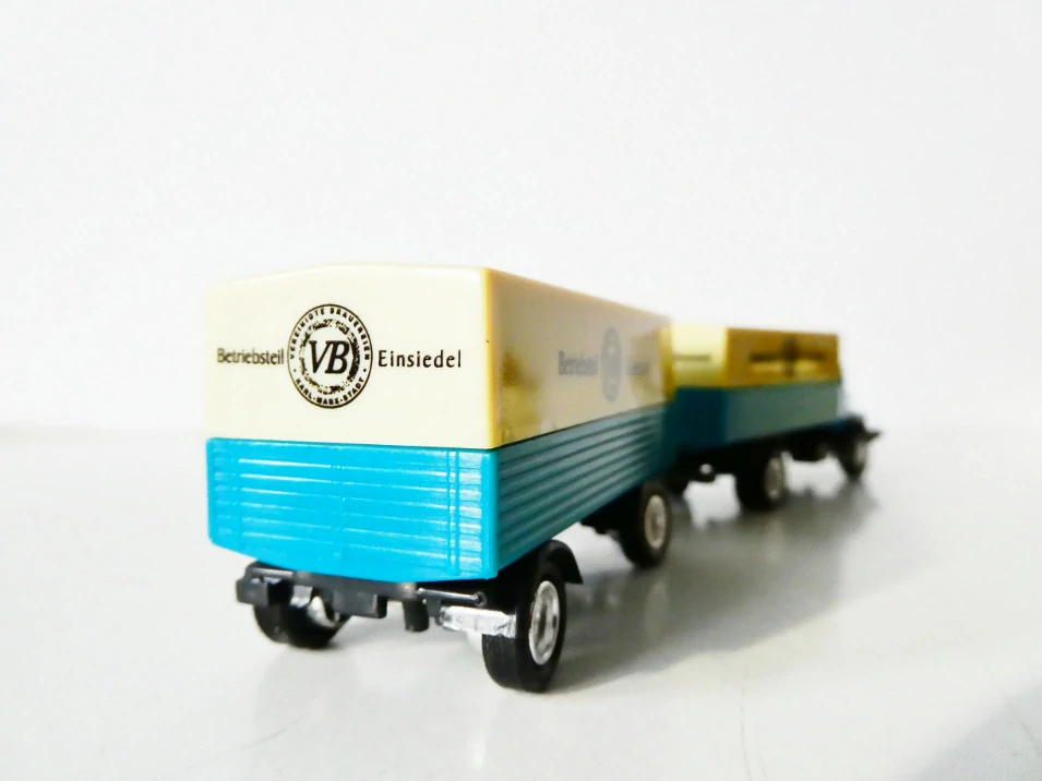 H0 Nákladní automobil plachta Betriebsteil VB Einsiedel s přívěsem 