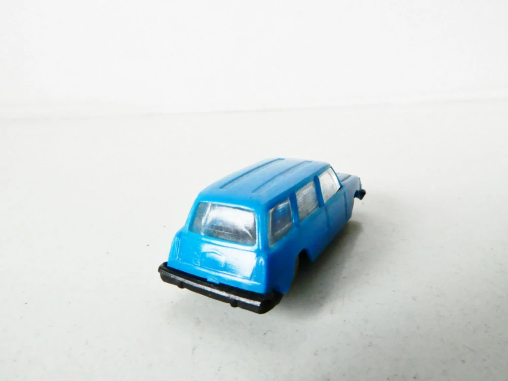 TT Osobní automobil LADA COMBI modrý PĚKNÝ STAV