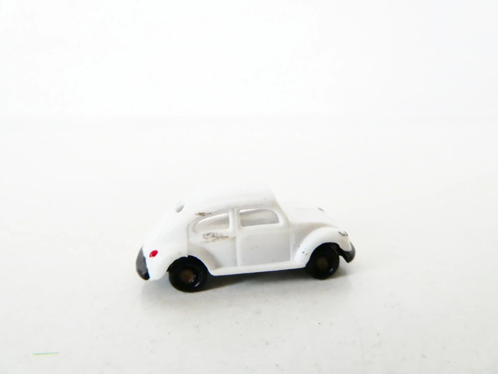N Osobní automobil VW 1200 BROUK bílý TOP STAV