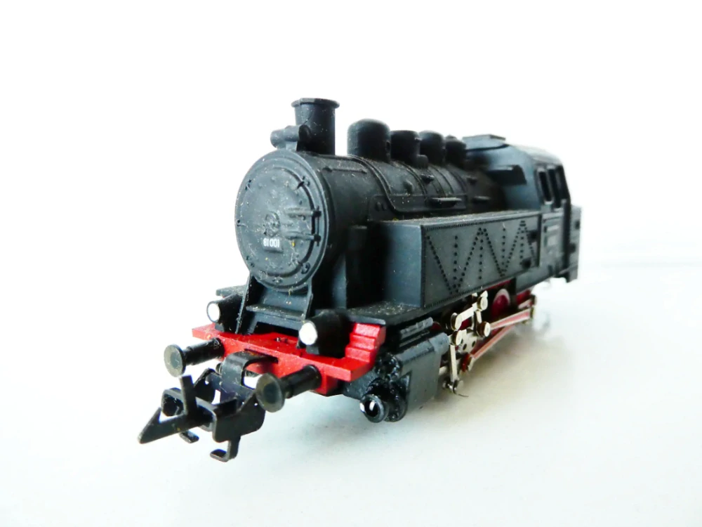 TT ZEUKE Parní lokomotiva BR 81 001 DR TOP STAV NEPOUŽITÁ v krabičce