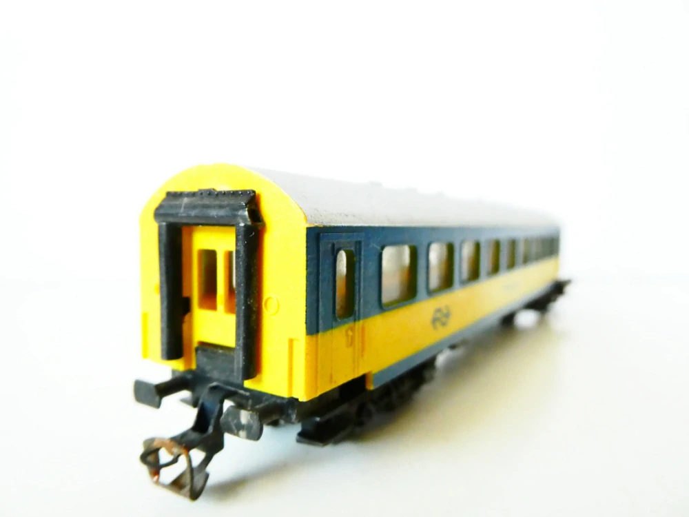 TT BTTB Osobní vůz 50 84 20 - 70 813 - 5 REKO NS - kratší verze