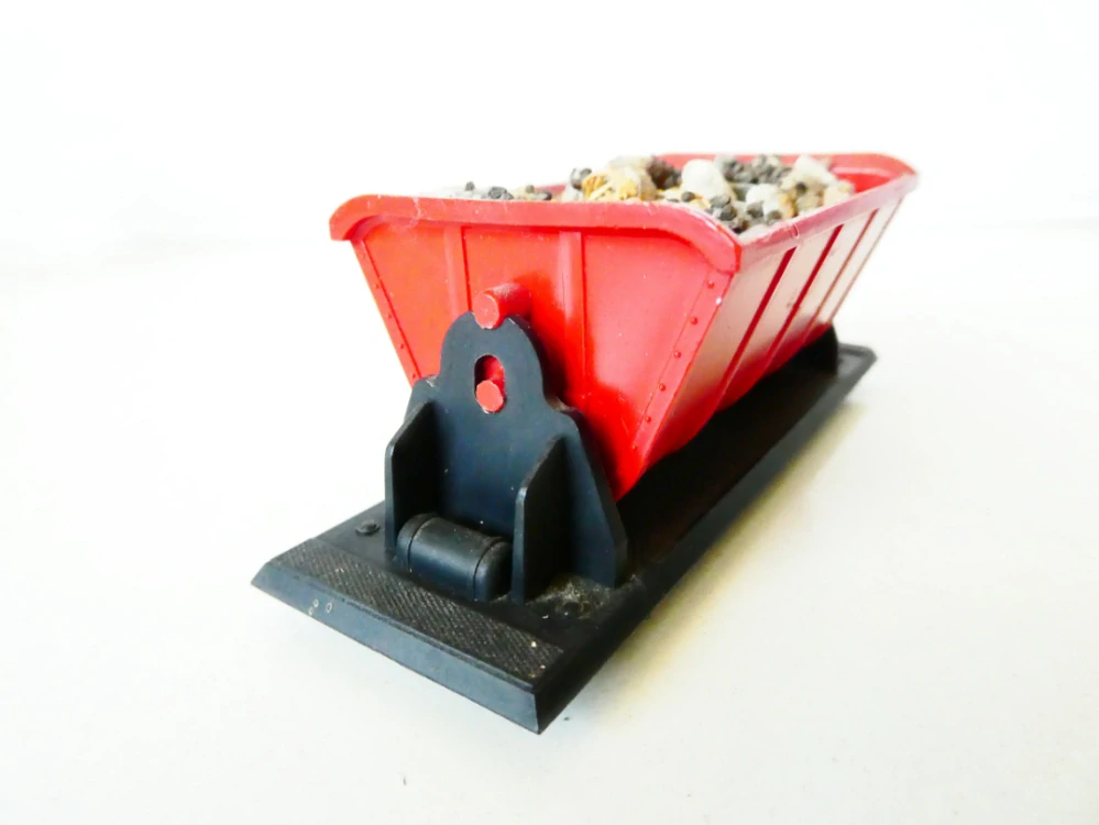 H0 Náhradní díl - náklad na vůz 9x3 cm