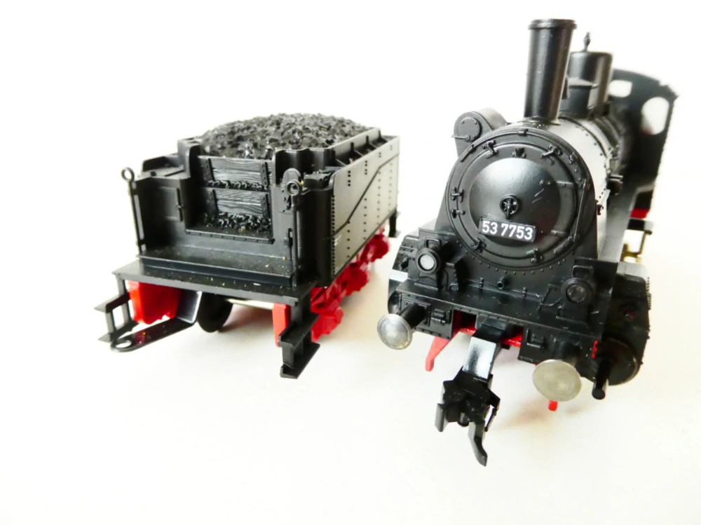 H0 Fleischmann Parní lokomotiva s tendrem BR 53 7753 DRG OSVĚTLENÁ TOP STAV NEPOUŽÍVANÁ 