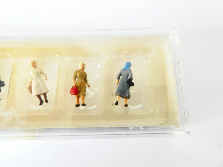TT Preiser 75017 Figurky - Cestující ženy 6 ks NOVÉ orig. zabalené