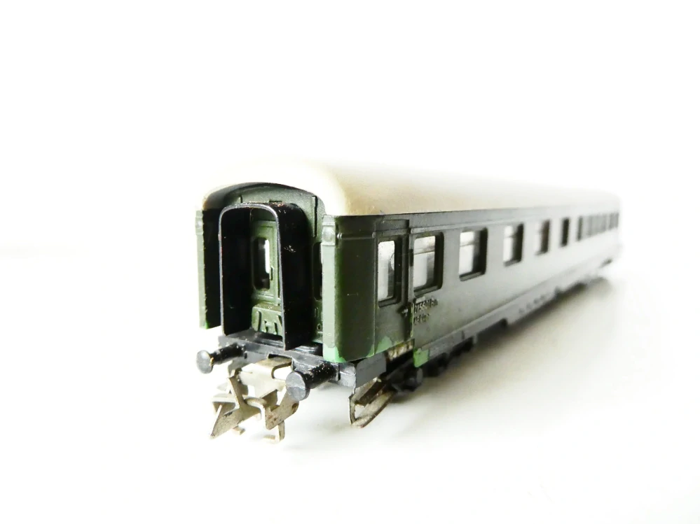 TT ZEUKE Osobní vůz DR 1. a 2. tř. PĚKNÝ STAV