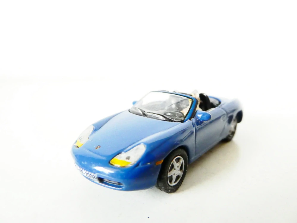 H0 Osobní automobil Mercedes Cabrio s řidičem TOP STAV