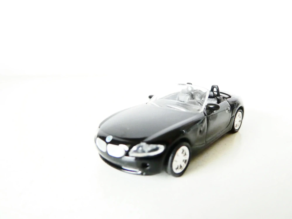 H0 Osobní automobil Mercedes Cabrio TOP STAV