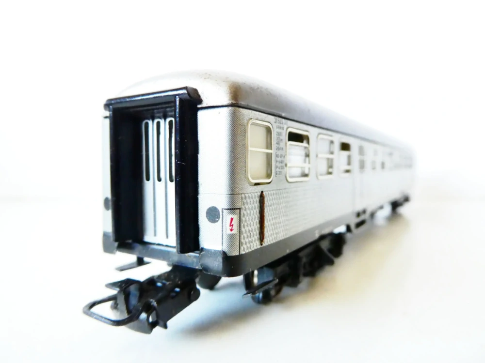 H0 MÄRKLIN 4043 Osobní vůz 1. a 2. tř. Silberling DB PĚKNÝ STAV v orig. krabičce