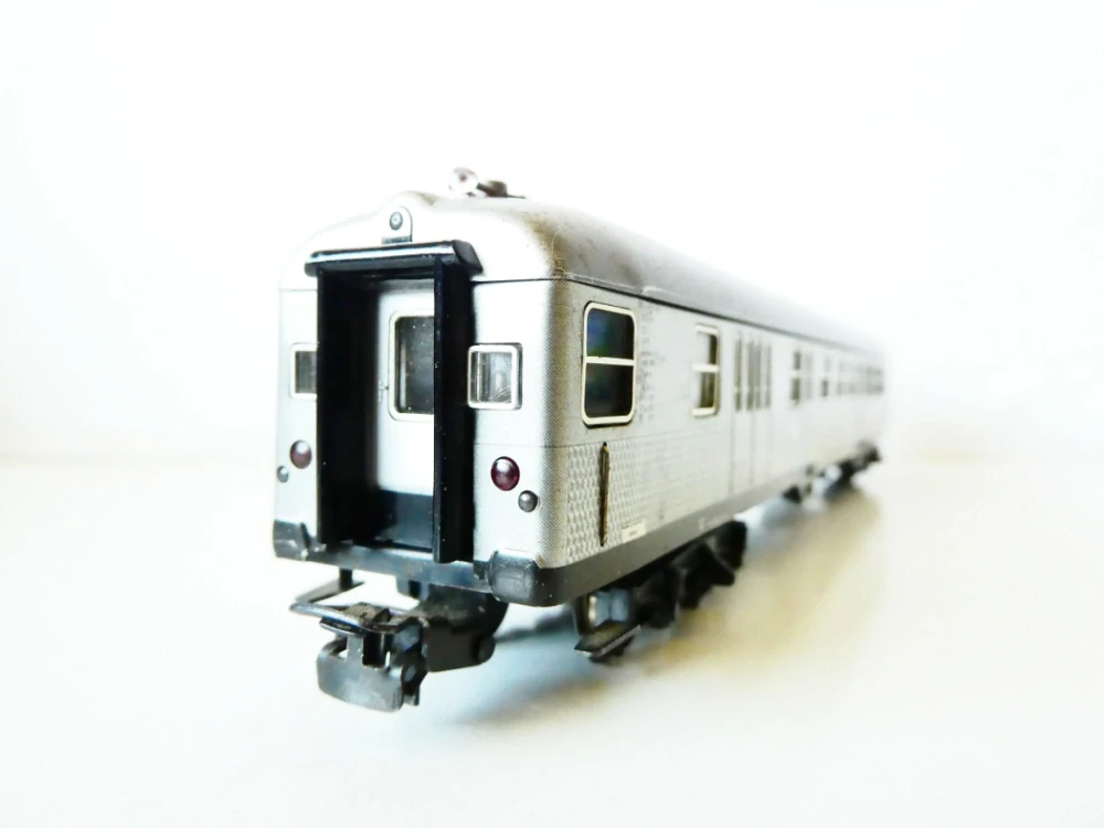 H0 MÄRKLIN 4046 Osobní vůz 2. tř. Silberling s řídící kabinou DB PĚKNÝ STAV v orig. krabičce