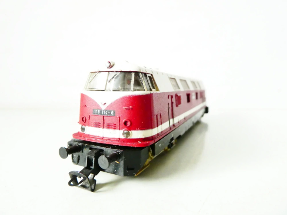 TT BTTB Dieselová lokomotiva BR 118 114-8 DR OSVĚTLENÁ PĚKNÝ STAV v krabičce s návodem
