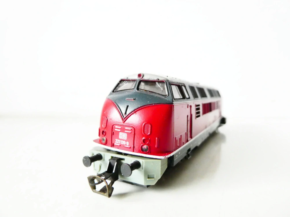 TT BTTB Dieselová lokomotiva BR 221 139-9 DB OSVĚTLENÁ TOP STAV v krabičce s průvodním listem