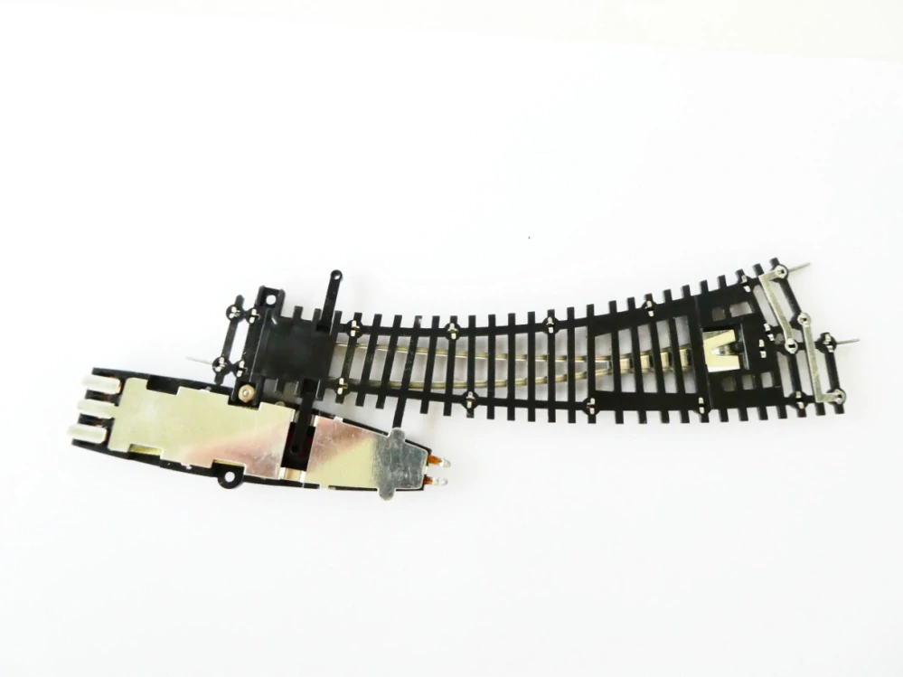 TT BTTB 6852 Výhybka pravá oblouková R286/600 TOP STAV v krabičce