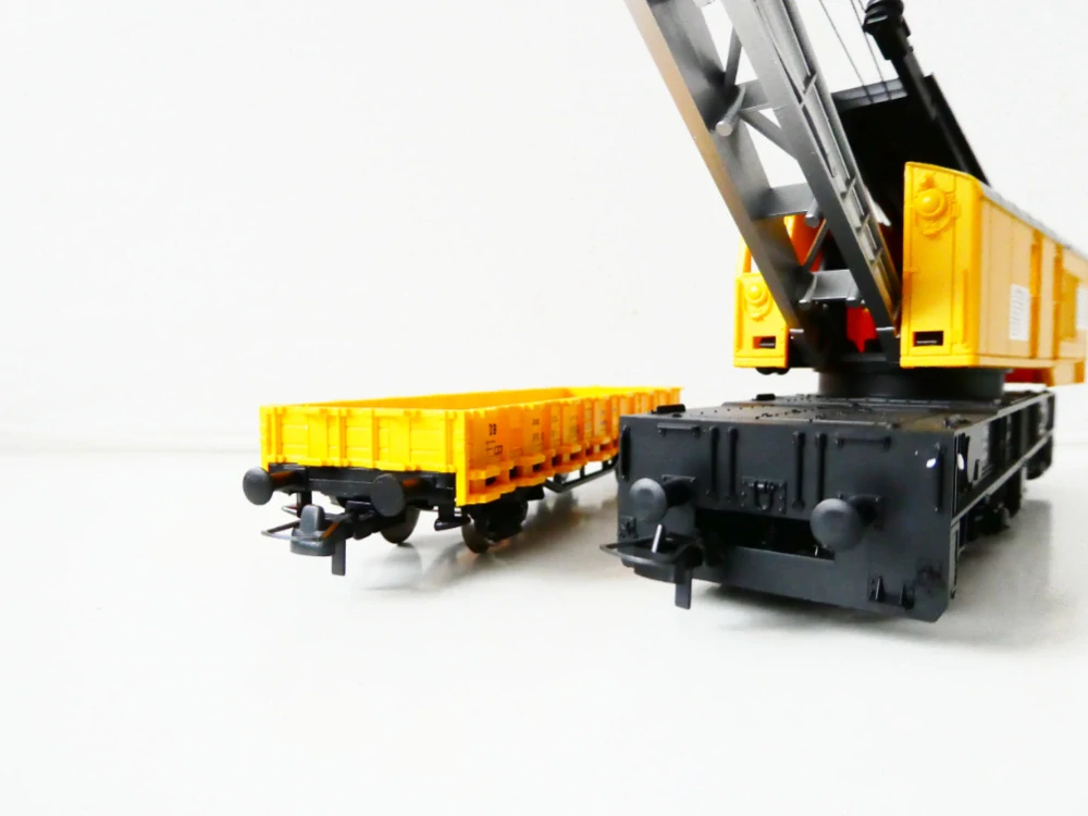 H0 ROCO 46331 Kolejový jeřáb 975 0 001-6 s vozem 975 0 010-7 NEPOUŽITÝ v originálním balení včetně doplňků a průvodního listu NOVÉ