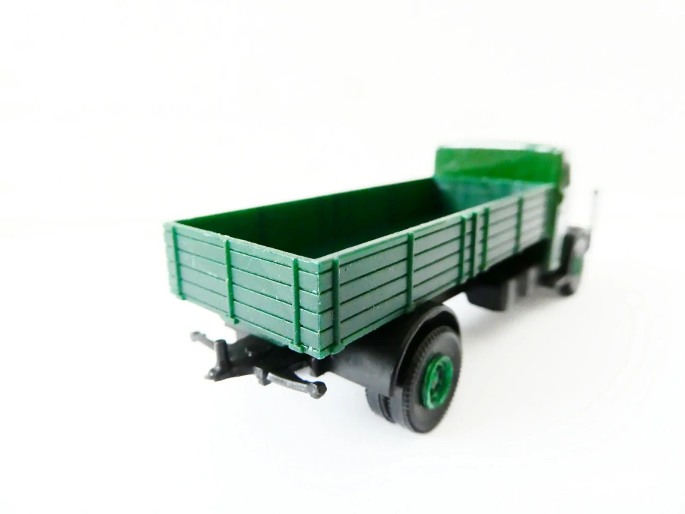 H0 Nákladní automobil zelený - valník Licher Bier TOP STAV