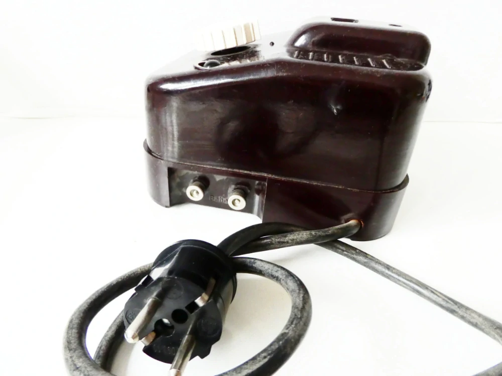 Bakelitové trafo PIKO Typ ME002g 25VA