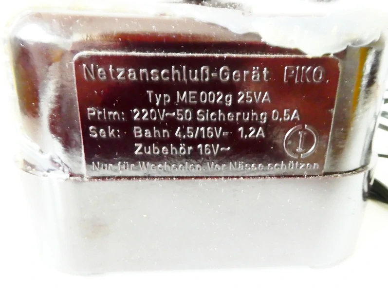 Bakelitové trafo PIKO Typ ME002g 25VA v originální krabici