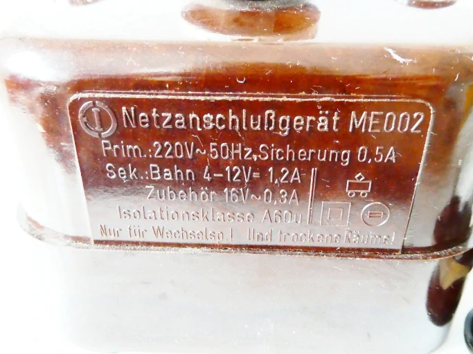 Bakelitové trafo PIKO Typ ME002g v originální krabici