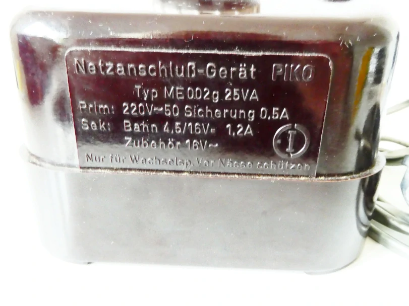 Bakelitové trafo PIKO Typ ME002g 25VA v originální krabici