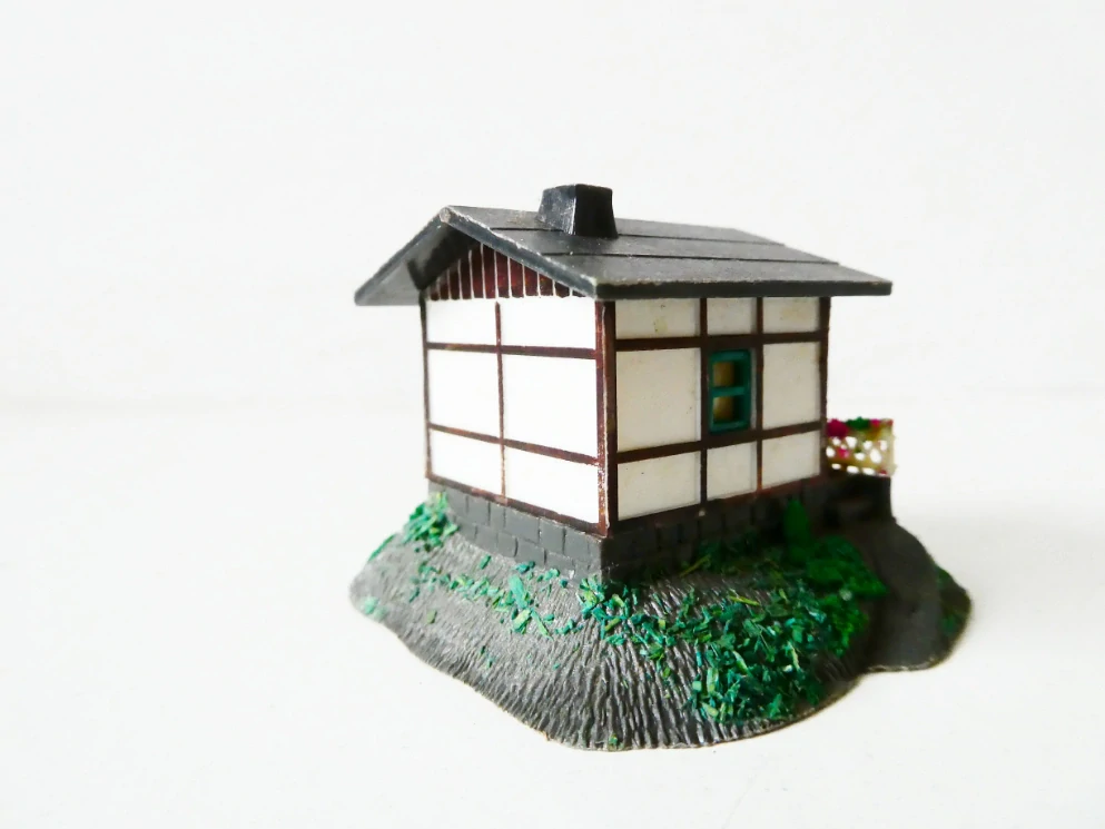 TT/H0 Drážní telefon - budka na náspu