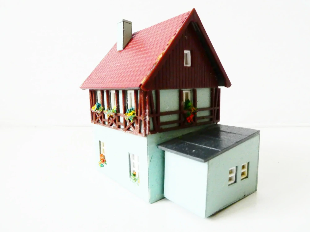 TT Hrázděný dům s kůlnou