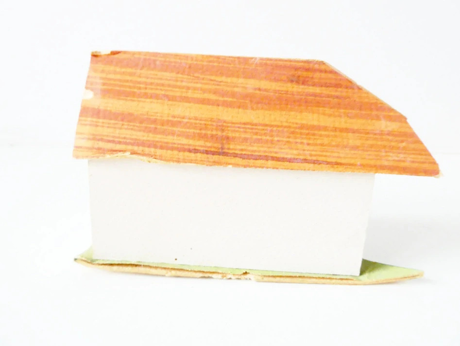 N/TT Hrázděná budova