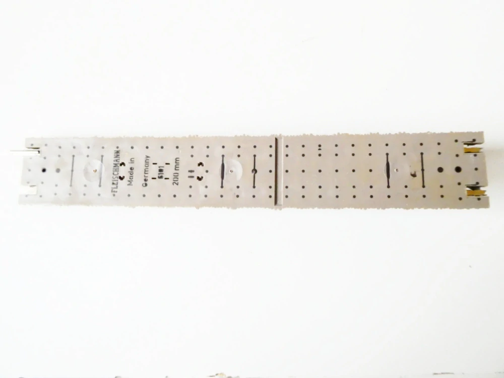 H0 Fleischmann 6101 Kolej rovná 200 mm se zarážedlem TOP STAV 