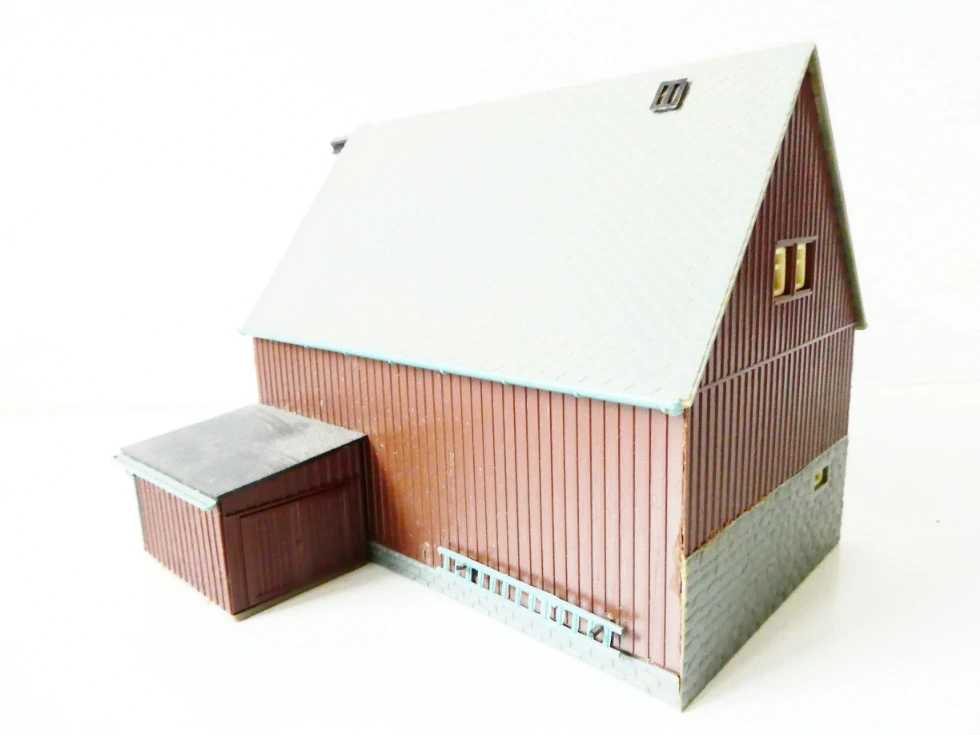 TT/H0 VERO Stodola s kůlnou  PĚKNÝ STAV