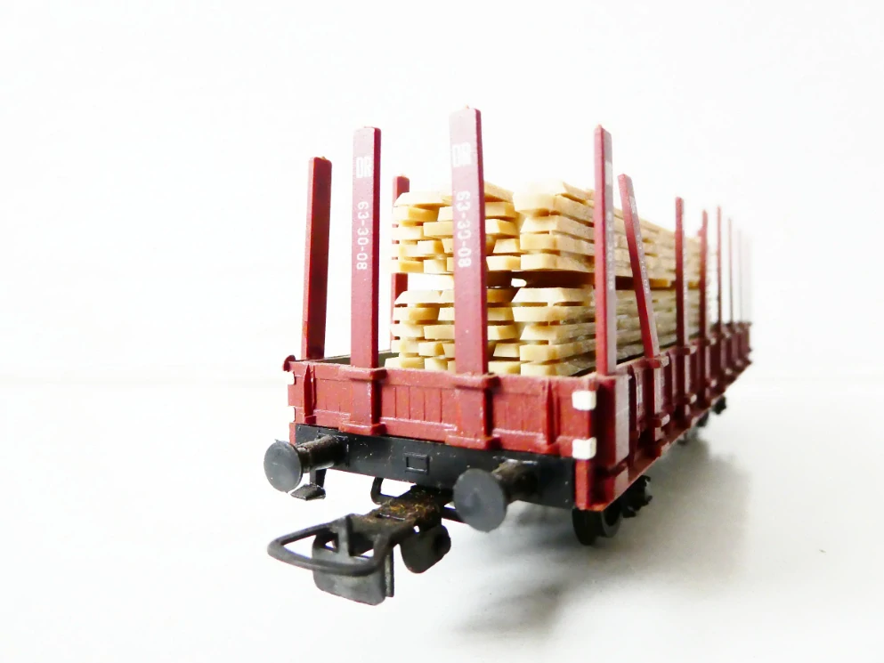 H0 PIKO Nákladní vůz klanicový 63-30-08 Roo DR s nákladem dřeva PĚKNÝ STAV