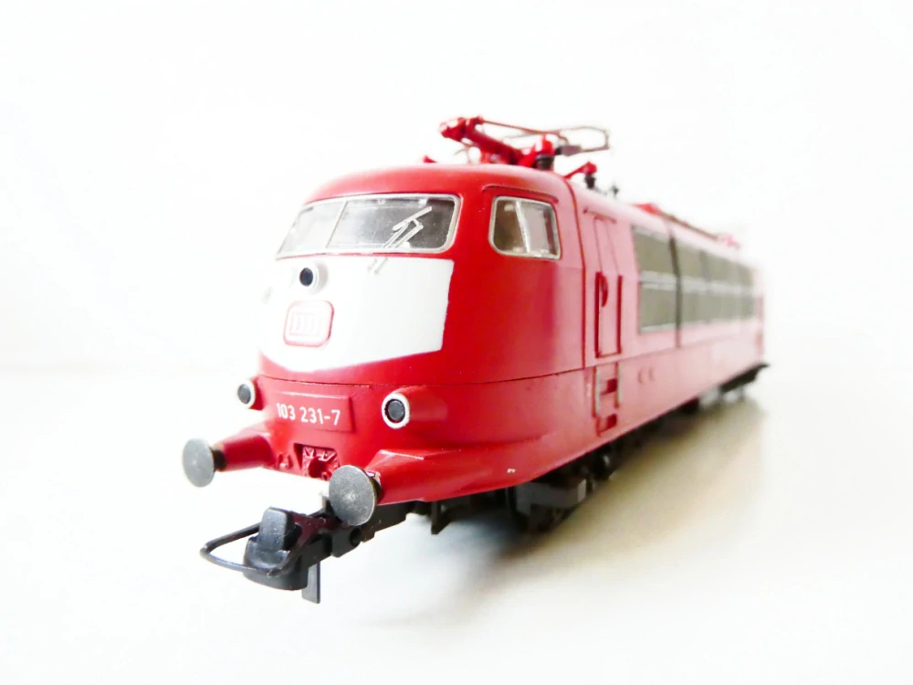 H0 ROCO 43619 DC Elektrická lokomotiva BR 103 231-7 DB OSVĚTLENÁ