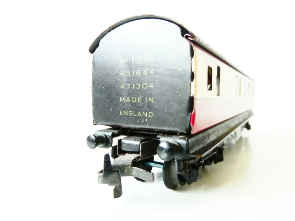 H0 TRIX TTR Osobní vůz 4-osý zn. 27104 / 451644 471304 BRIT PATS - KOVOVÝ VŮZ - ANTIK PĚKNÝ STAV