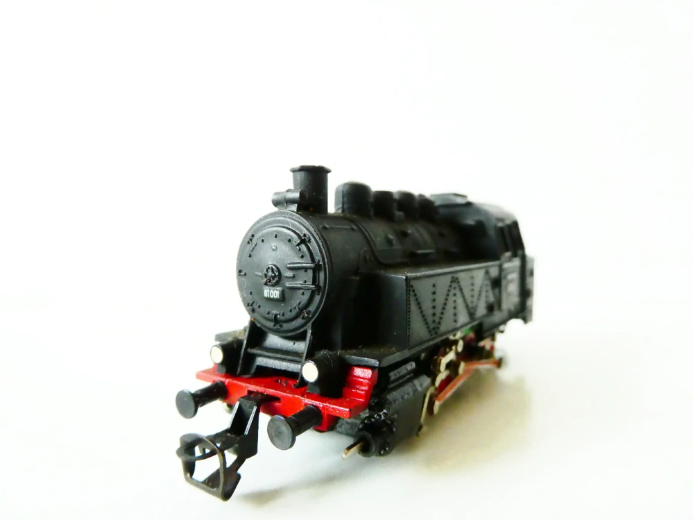 TT ZEUKE/BTTB Parní lokomotiva BR 81 001 DR TOP STAV NEPOUŽÍVANÁ v krabičce