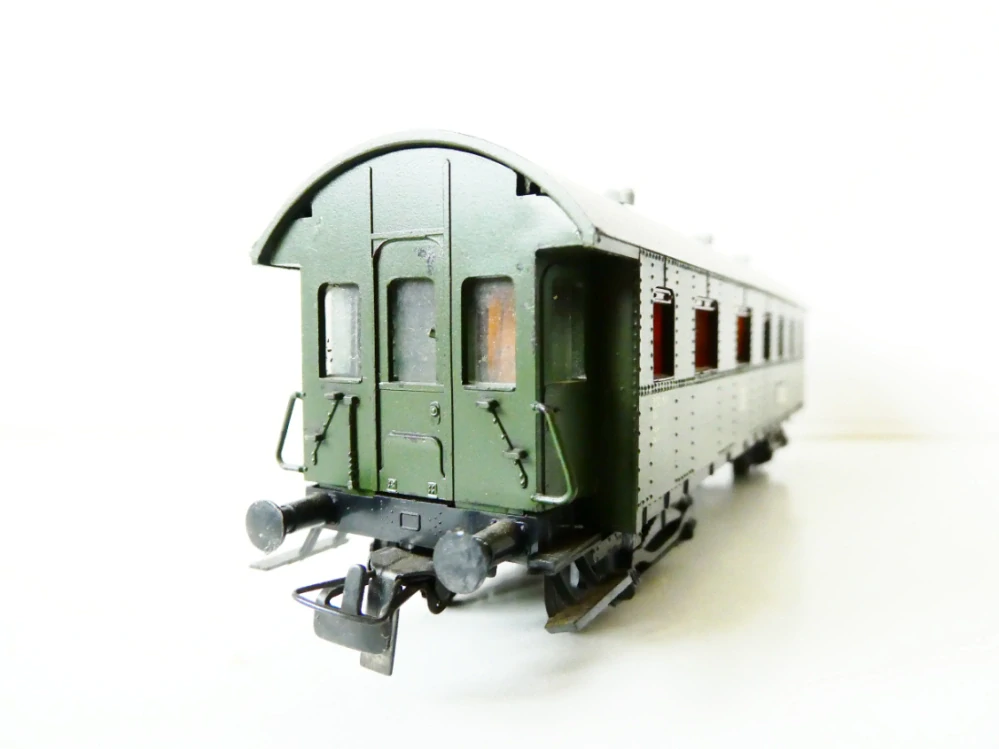 H0 SCHICHT- Osobní vůz 232-501 DR PĚKNÝ STAV