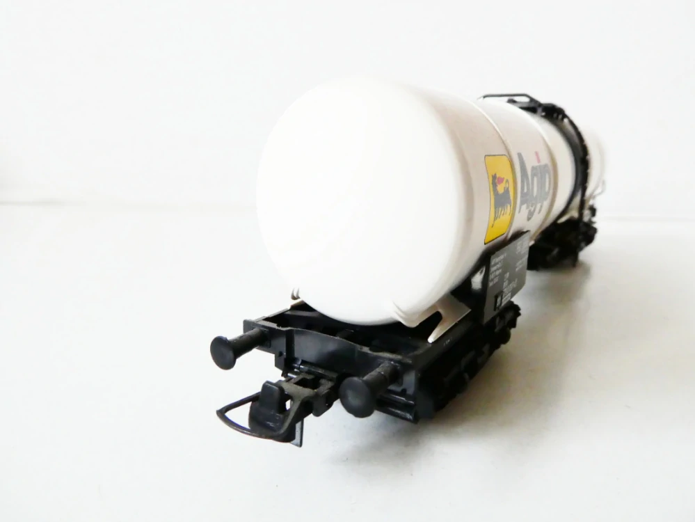 H0 ROCO 46616 Cisternový vůz 23 80 079 0 097-6 Agip DB TOP STAV