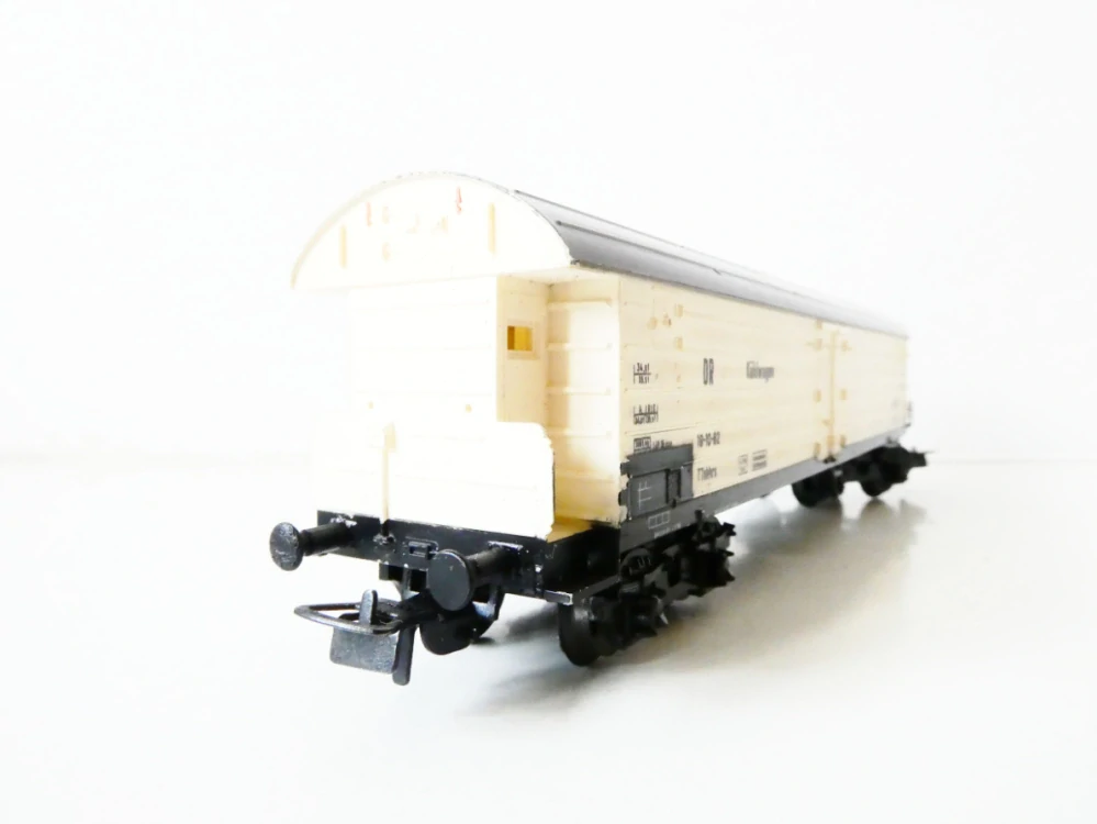 H0 PIKO Nákladní chladírenský vůz Kühlwagen 19-10-82 DR 