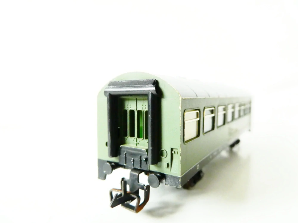 TT ZEUKE Osobní vůz 50 50 23 DR